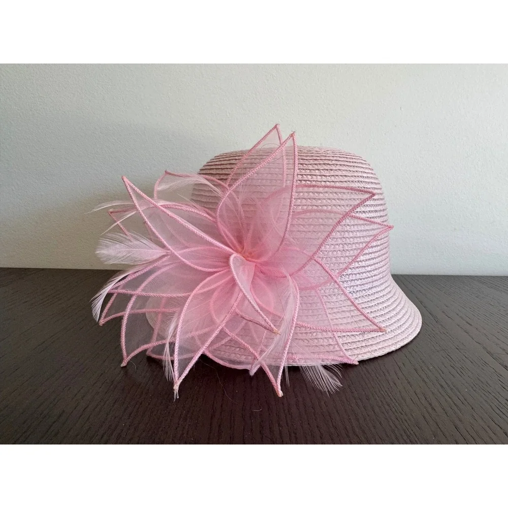 Kate Landry Pink Straw Cloche Hat Kids Girls One Size Mesh Flower Feather Accent